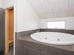 Tranquil Retreat Near Beach - By Traum Ferienwohnungen