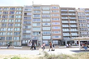Apartment in Nieuwpoort for 5 Persons