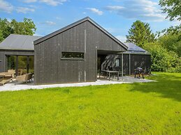 10 Person Holiday Home in Glesborg-by Traum