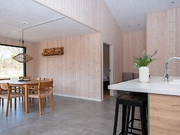 10 Person Holiday Home in Glesborg-by Traum