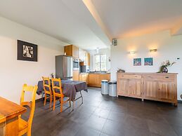 Comfortable Home for a Group With a Large Garden