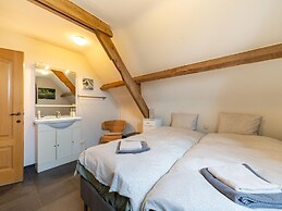 Comfortable Home for a Group With a Large Garden