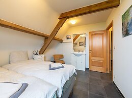 Comfortable Home for a Group With a Large Garden