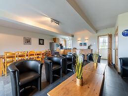 Comfortable Home for a Group With a Large Garden