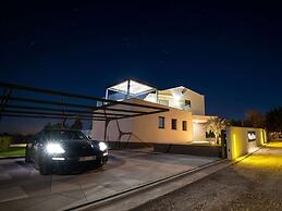 Beautiful Villa in Labin With Private Outdoor Pool