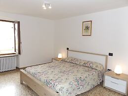 Spacious Lake Front Apartment on Lake Garda Main Promenade