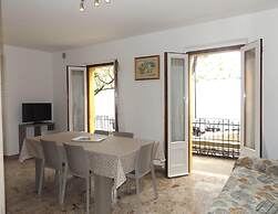 Spacious Lake Front Apartment on Lake Garda Main Promenade