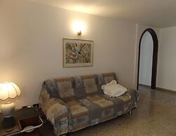 Spacious Lake Front Apartment on Lake Garda Main Promenade