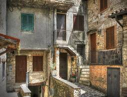 Spacious Lake Front Apartment on Lake Garda Main Promenade