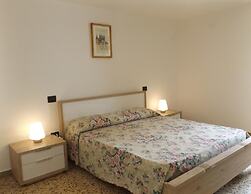 Spacious Lake Front Apartment on Lake Garda Main Promenade