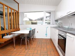 6 Person Holiday Home on a Holiday Park in Hanstholm