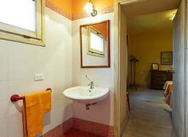 Villa Popiglio Comfortable Holiday Residence