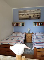 Villa Anna II Modern Retreat