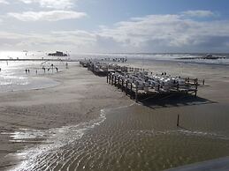 Villa Anna II Modern Retreat