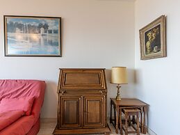 Bright Apartment on the 7th Floor