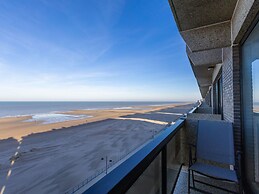 Bright Apartment on the 7th Floor