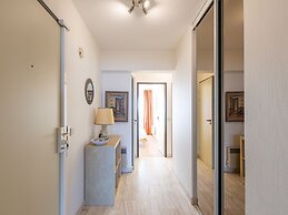 Bright Apartment on the 7th Floor