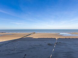 Bright Apartment on the 7th Floor