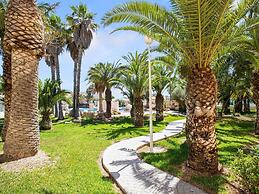 Belvilla by OYO Macael Bajo 204