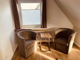 Liam Comfortable Holiday Residence
