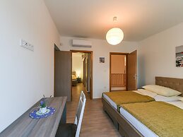 Modern and Spacious Home With Swimming Pool