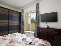 Villa Kostre Comfortable Holiday Residence