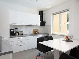 Villa Kostre Comfortable Holiday Residence