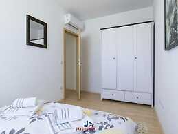 Villa Kostre Comfortable Holiday Residence