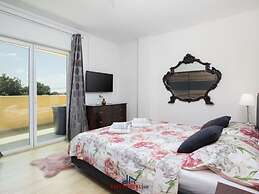 Villa Kostre Comfortable Holiday Residence