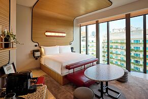 The Standard, Singapore