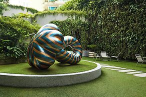 The Standard, Singapore