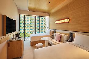 The Standard, Singapore