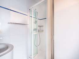 Gold 01 Within Walking Distance of the Beach