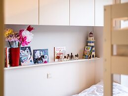 Gold 01 Within Walking Distance of the Beach