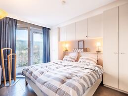 Gold 01 Within Walking Distance of the Beach