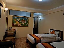 Boudha Stupa View Guest House