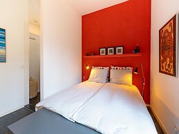 Cozy Forest Villa on the Water Near Harderwijk