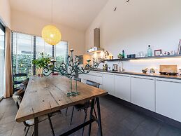 Cozy Forest Villa on the Water Near Harderwijk