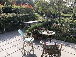 Cozy Forest Villa on the Water Near Harderwijk