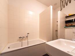 Cozy Forest Villa on the Water Near Harderwijk