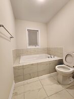 Exclusive Home in Niagara Falls