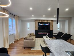 Exclusive Home in Niagara Falls