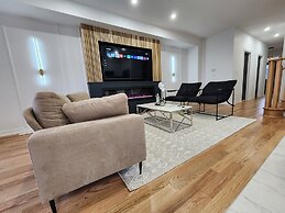 Exclusive Home in Niagara Falls