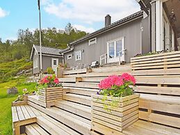 6 Person Holiday Home in Sandhornoy-by Traum