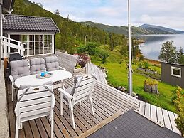 6 Person Holiday Home in Sandhornoy-by Traum