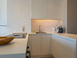 Studio on 4th Floor for Family