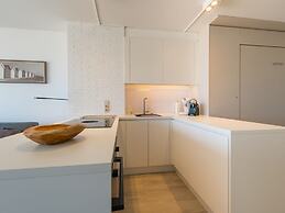 Studio on 4th Floor for Family