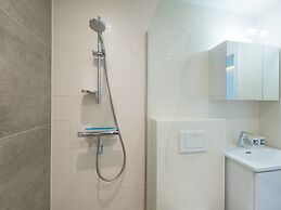 Studio on 4th Floor for Family