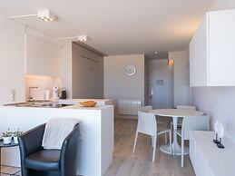 Studio on 4th Floor for Family