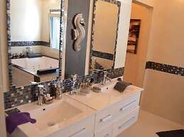 Villa Amelie Comfortable Holiday Residence